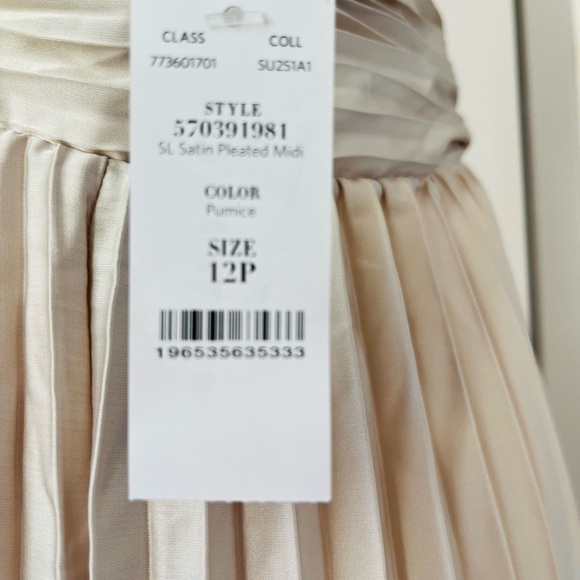 WHBM $220 Satin Pleated Midi Dress - Picture 5 of 11